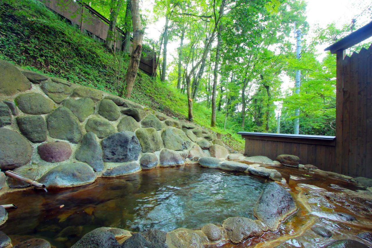 Villa Kurasako Onsen Sakura Minamioguni Exterior foto